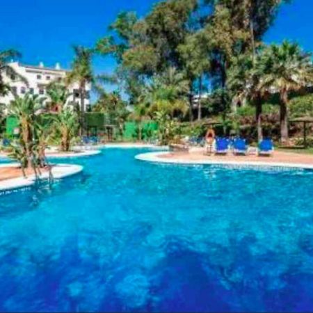 Puerto Banus With Private Garden Apartment Marbella Exterior foto