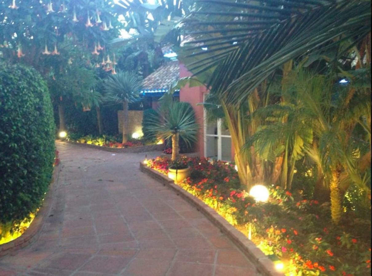 Puerto Banus With Private Garden Apartment Marbella Exterior foto